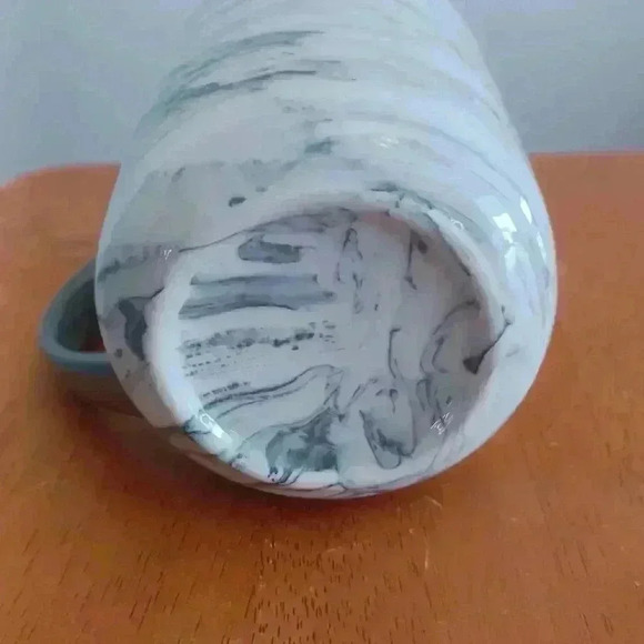 Niagara  Falls Canada Grey and White Marble Design Ceramic Coffee Tea Mug - Picture 5 of 6